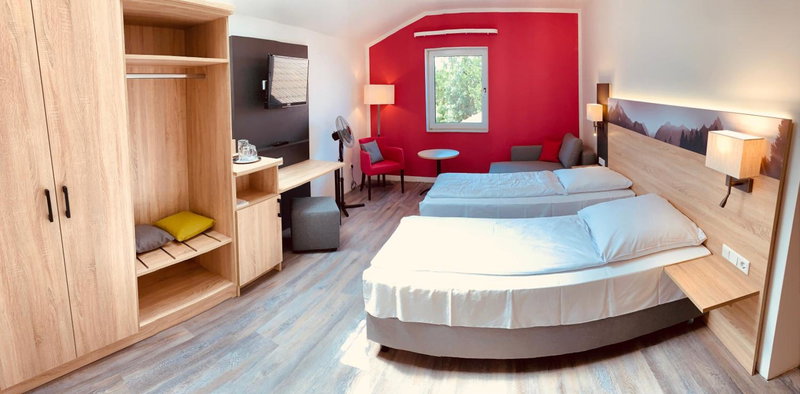 Pension Lindenhof, Grasbrunn, Germany