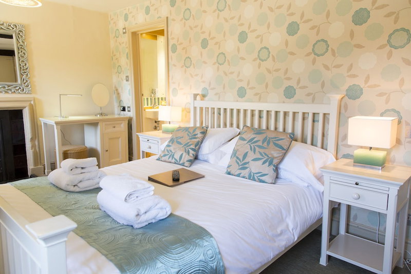 Red Lion - B&B, Chippenham, United Kingdom