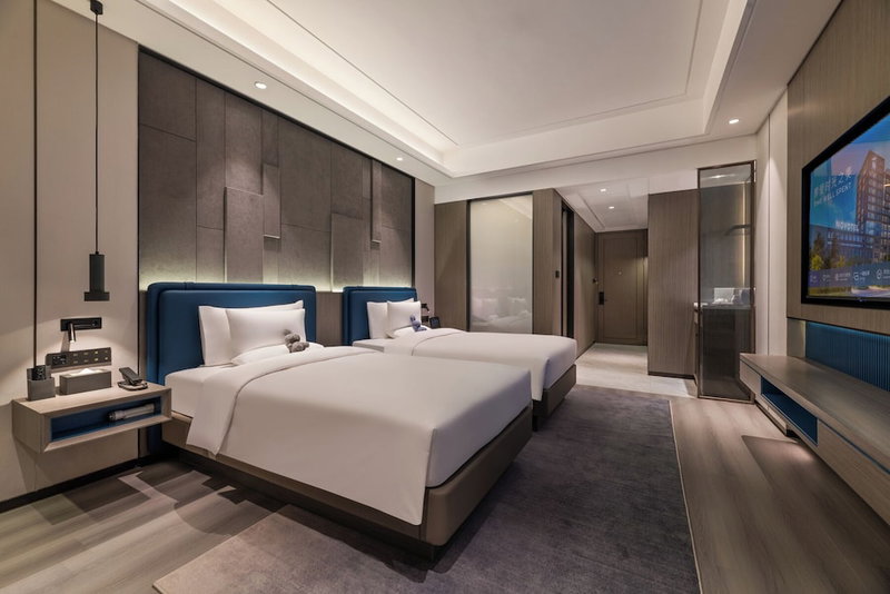 Novotel Kunshan Yangcheng Lake, Suzhou, China