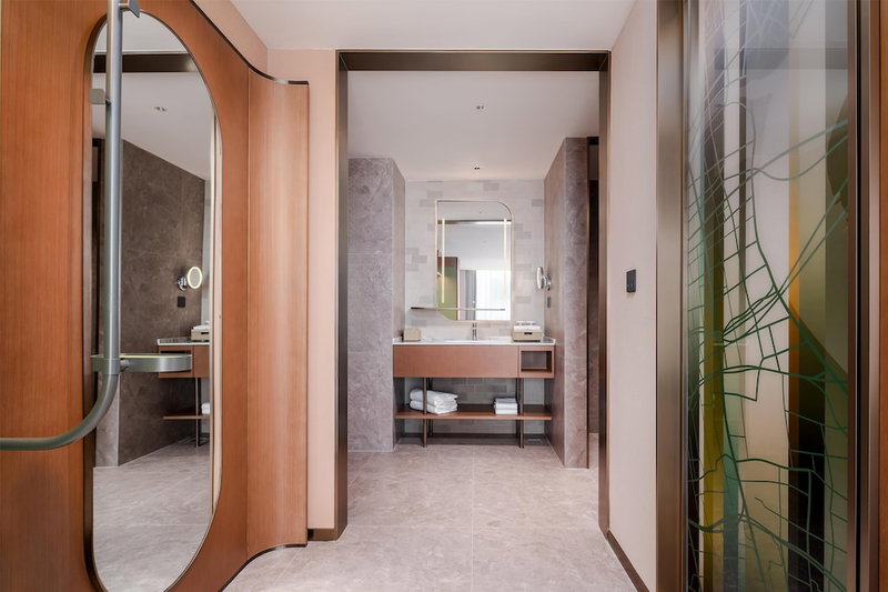 Hilton Garden Inn Xinyang East Railway Station, Xinyang, China