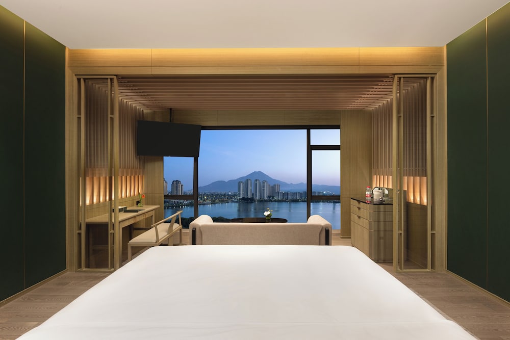 Crowne Plaza Putian by IHG, China
