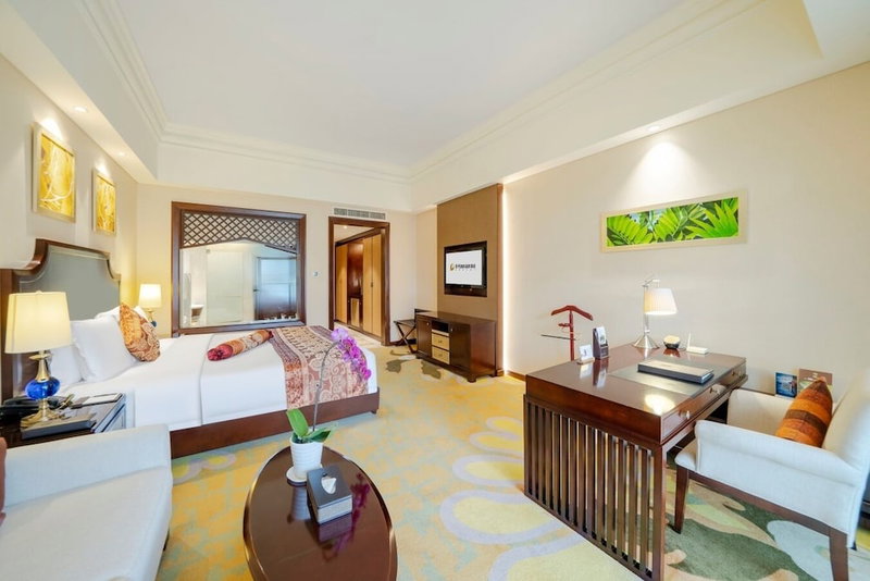 Poly International Hot Spring Hotel, Guiyang, China