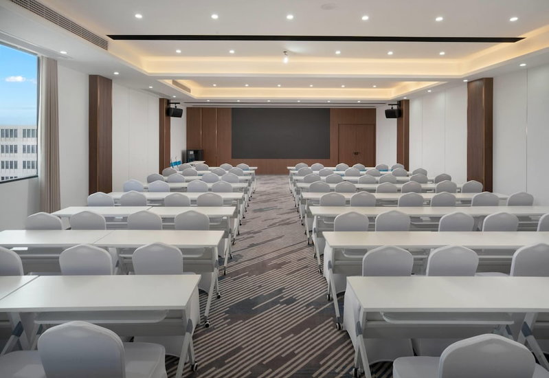 Days Inn By Wyndham Enshi Transport Center Station, Enshi, China