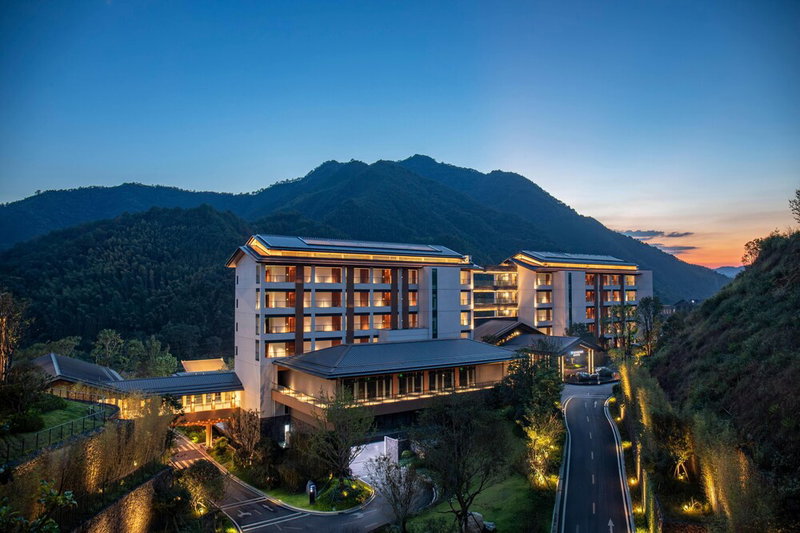Wyndham Qingyuan Lianzhou Hot Spring Resort, Qingyuan, China