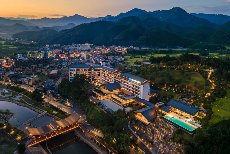 Wyndham Qingyuan Lianzhou Hot Spring Resort, Qingyuan, China