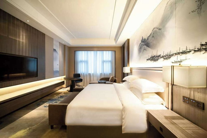 Ramada Plaza by Wyndham Hezhou North, Hezhou, China