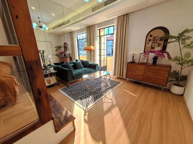 Shanghai Hills & Zinn Sunshine bnb, Shanghai, China