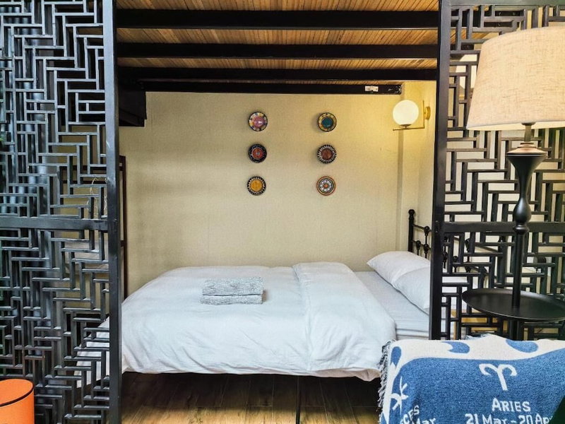 Shanghai Hills & Zinn Happy Family Bnb, Shanghai, China