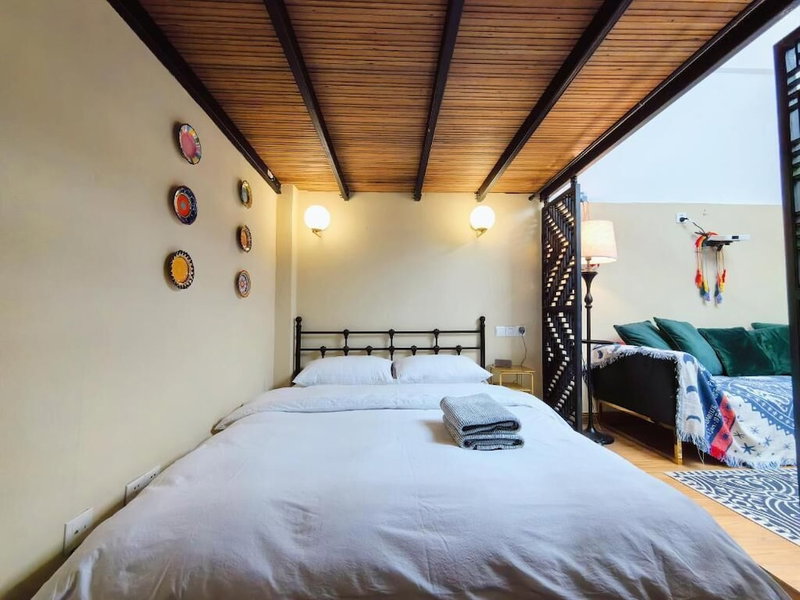Shanghai Hills & Zinn Happy Family Bnb, Shanghai, China