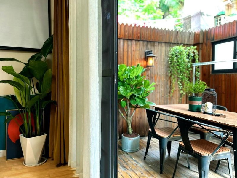Shanghai Hills& ZINN city bnb, Shanghai, China