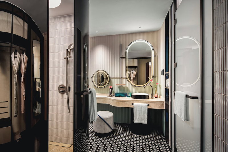Hotel Indigo Shanghai Harbour City by IHG, Shanghai, China