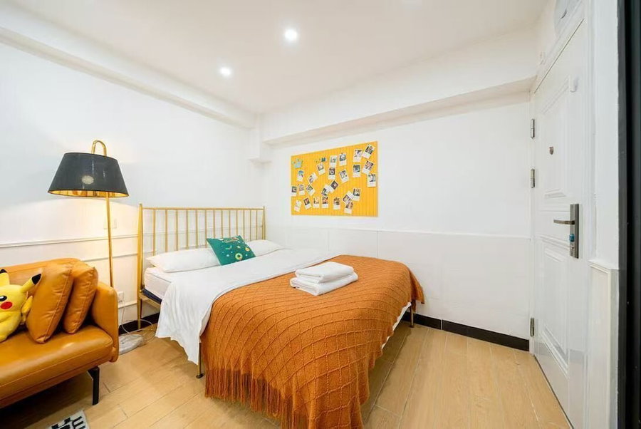 Shanghai Hills&Zinn Changle road Homestay, Shanghai, China