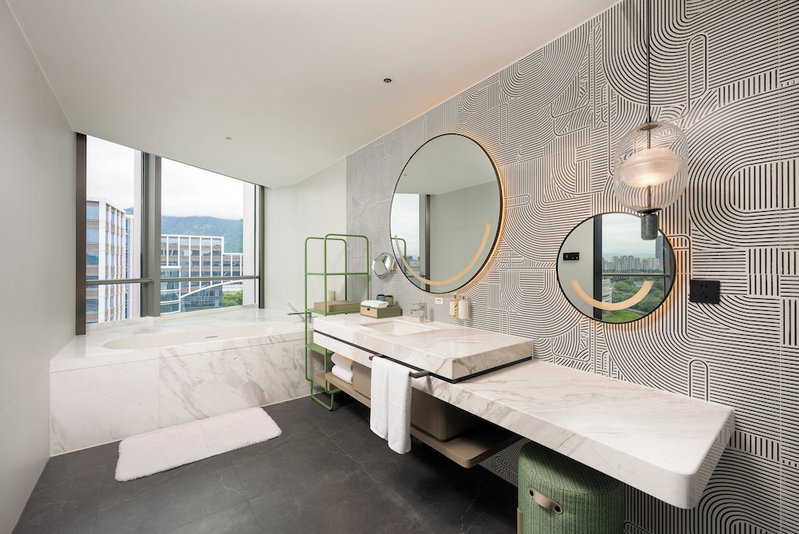 Holiday Inn Fuzhou Exhibition Center by IHG, Fuzhou, China