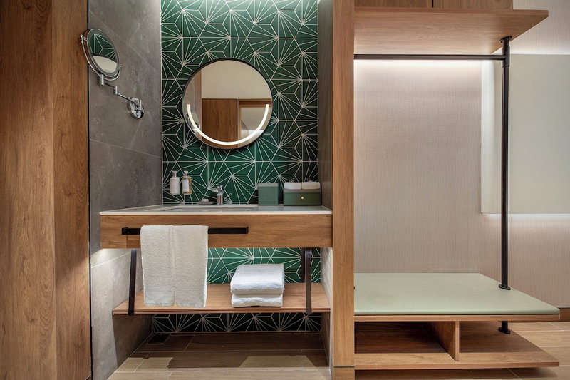 Holiday Inn Beihai Silver Beach by IHG, Beihai, China