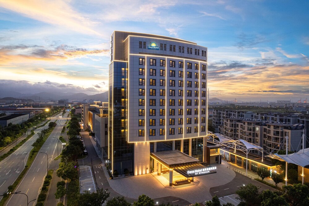 Days Hotel By Wyndham Zhoushan Hi-Tech Zone, China