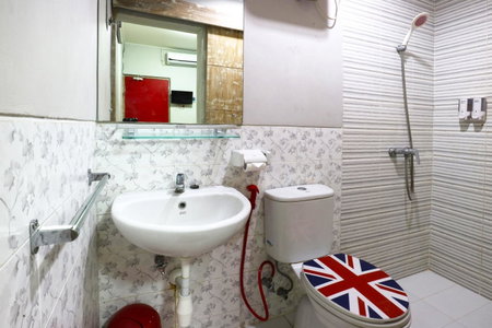 Kamariska Hostel, Sedati, Indonesia