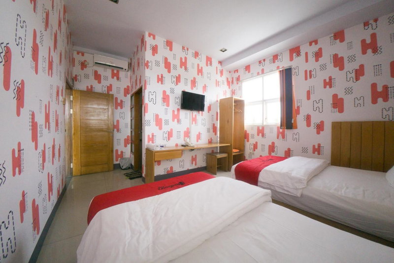 RedDoorz Plus Syariah @ Pentadio Gorontalo, Gorontalo, Indonesia