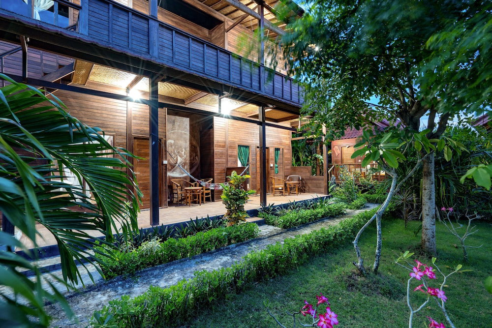 G LUna Huts by ABM, Indonesia