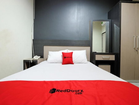 RedDoorz near Moro Mall Purwokerto, Purwokerto, Indonesia