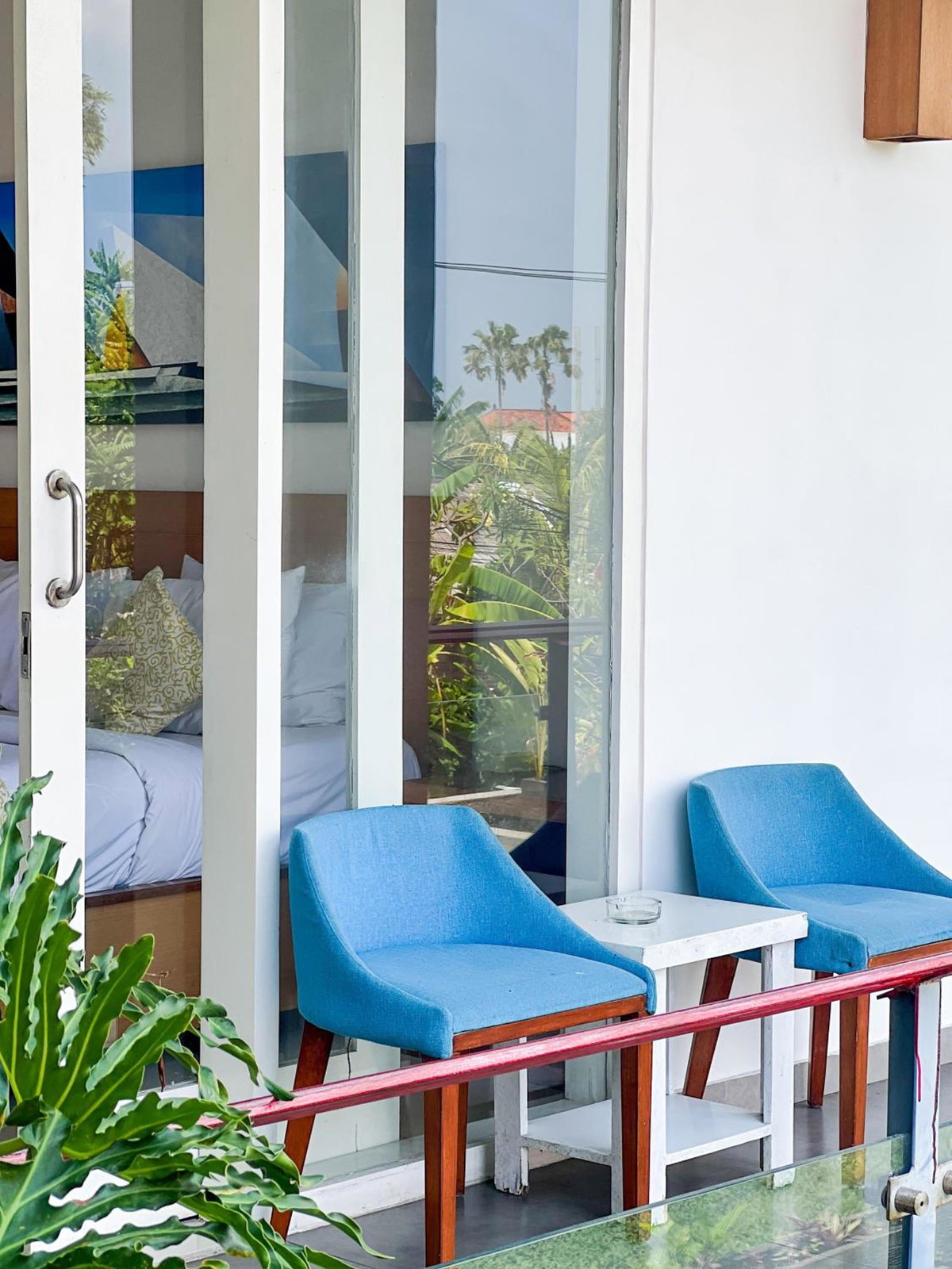 Apple Suite, Indonesia