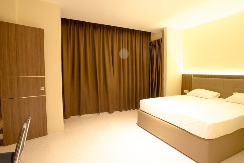 AK Hotel Nagoya Hill, Batam Center, Indonesia