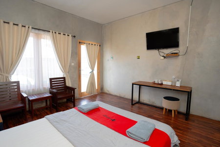 RedDoorz Syariah near Lombok Epicentrum Mall, Mataram, Indonesia