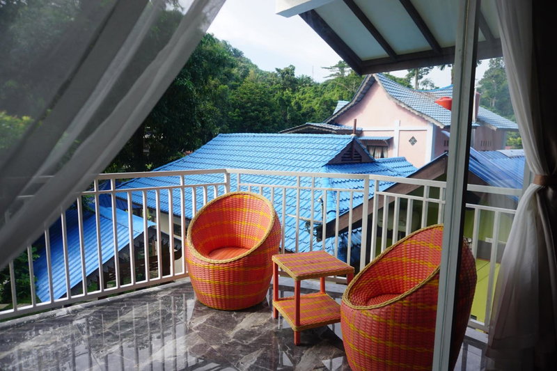 JungleRiverHouse & JungleRiverResort, Bukit Lawang, Indonesia