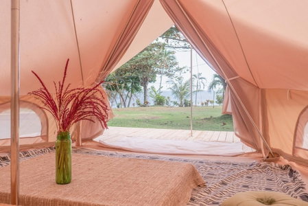 Soka Indah Restaurant & Bungalows, Selemadeg, Indonesia