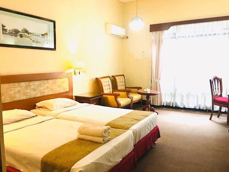 New Grand Park Hotel, Surabaya, Indonesia
