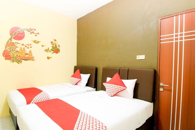 Capital O 217 A1 Hotel, Surabaya, Indonesia