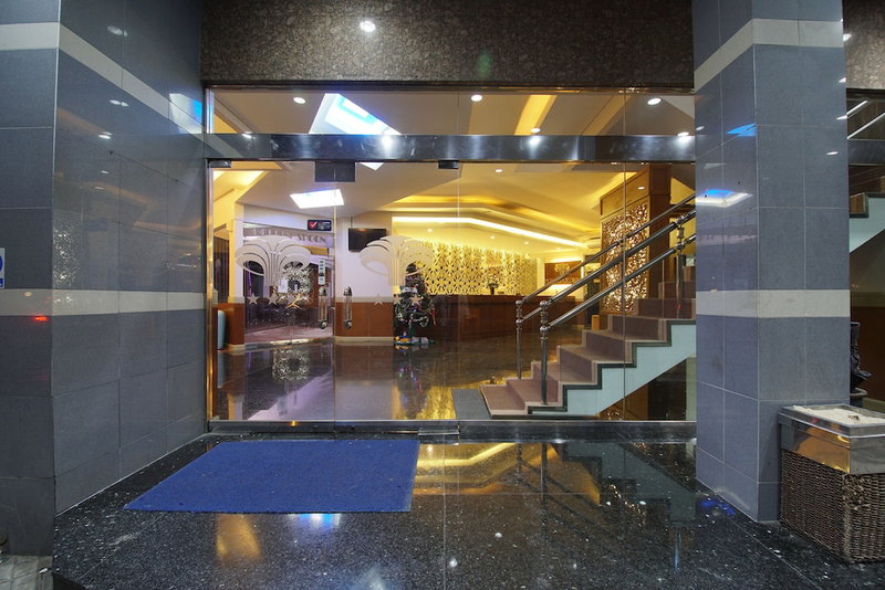 Hotel New Puri Garden Bandara Semarang, Semarang, Indonesia