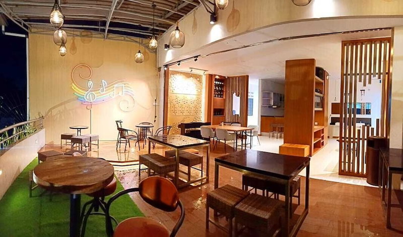 Arawa Traveller's Inn Makassar - Hostel, Makassar, Indonesia