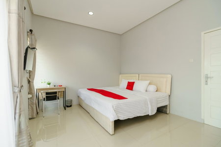 RedDoorz @ Jalan Demang Lebar Raya Palembang, Palembang, Indonesia