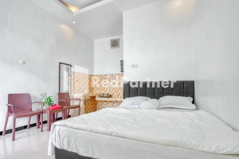 Griya Rahayu Guesthouse Mitra RedDoorz near Jatim Park 2 Batu, Tlekung, Indonesia
