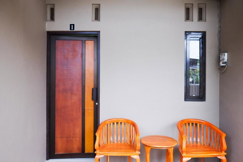 RedDoorz Syariah near Exit Tol Pemalang Comal 2, Tjomal, Indonesia