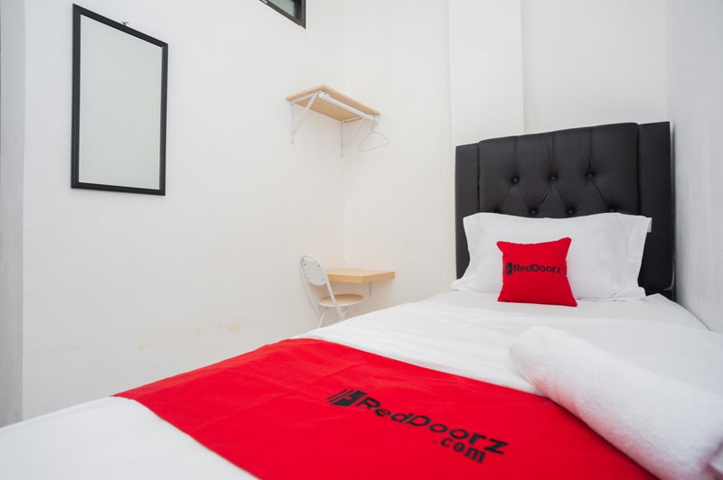 RedDoorz at Jalan Bangau Palembang, Palembang, Indonesia