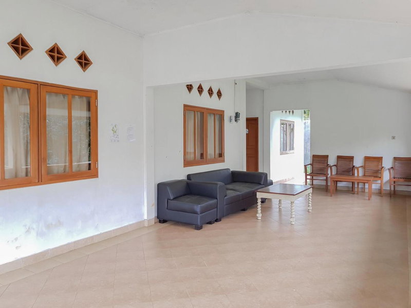 Bumi Ciboled Mitra RedDoorz near Gerbang Tol Pamulihan, Jatinangor, Indonesia