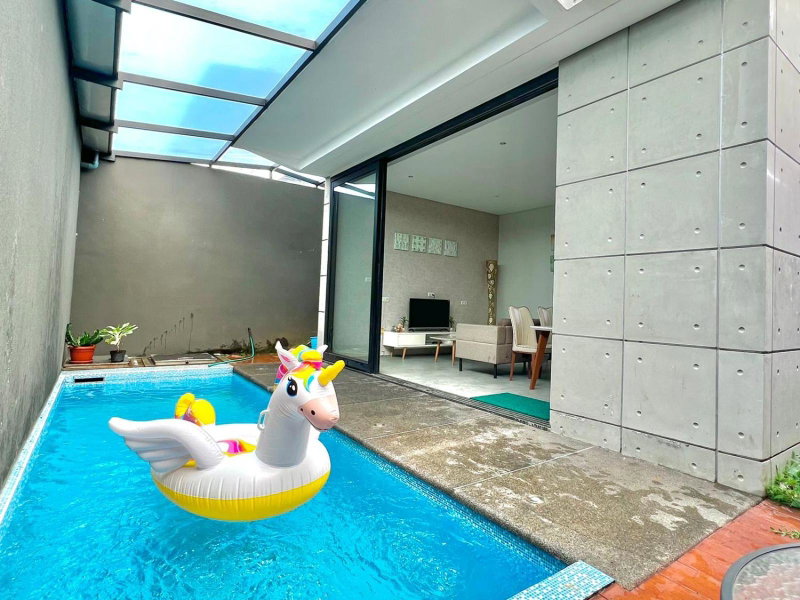 Villa Andara, Tlekung, Indonesia