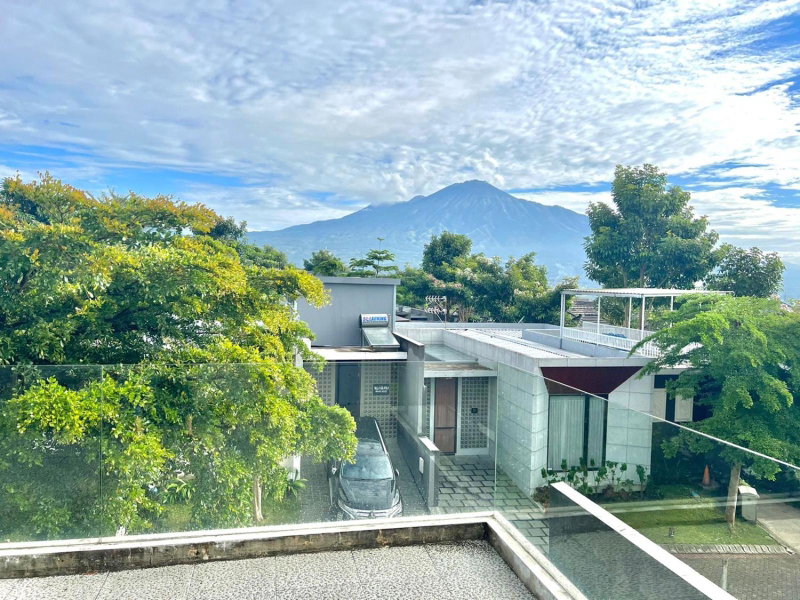 Villa Andara, Tlekung, Indonesia