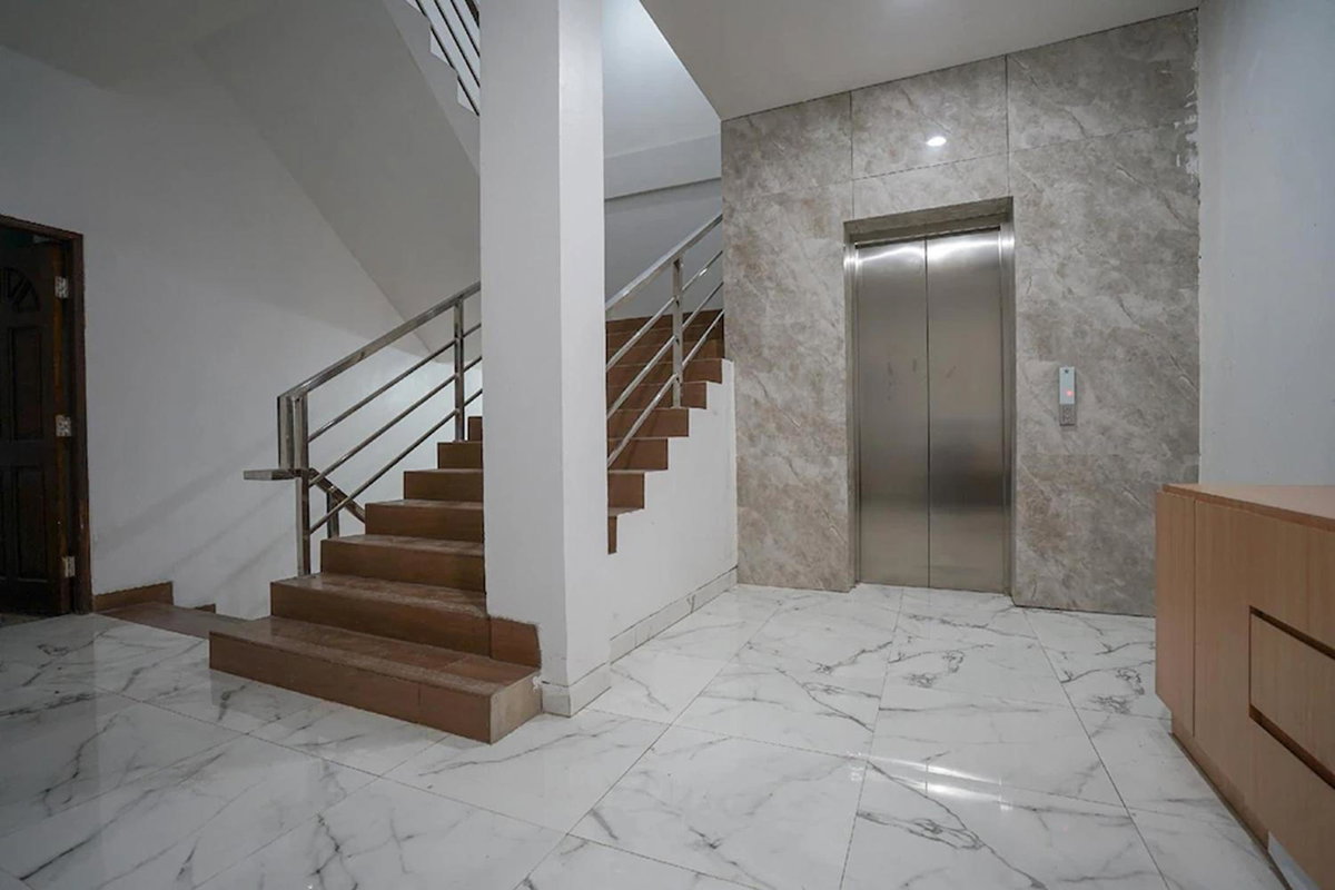 Hotel · Residence 8, Palembang