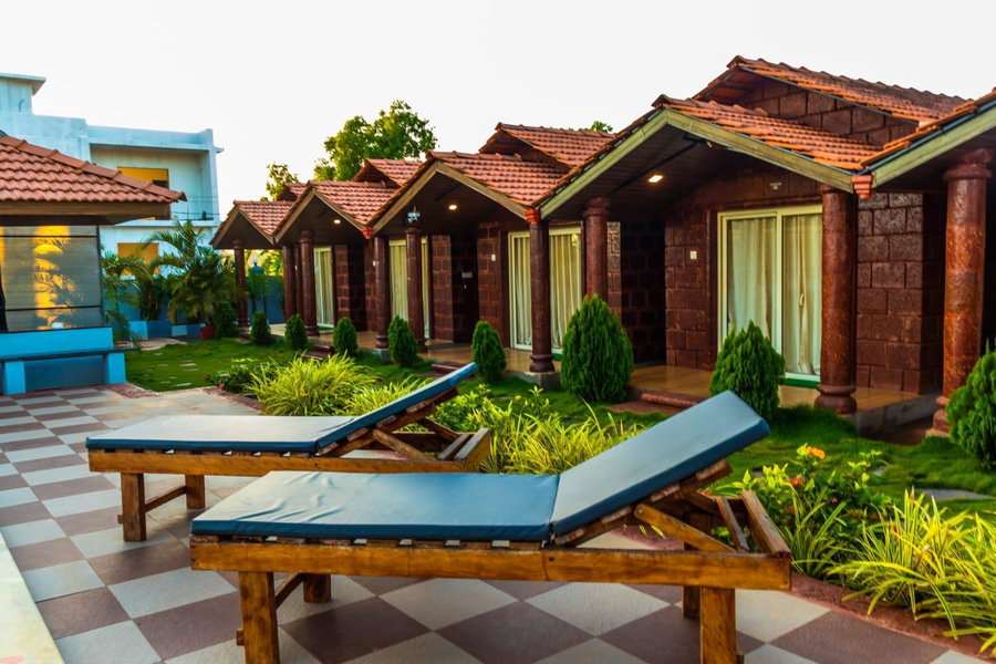 Rofinos Cottages, Parra, India