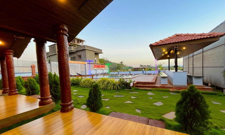 Rofinos Cottages, Parra, India