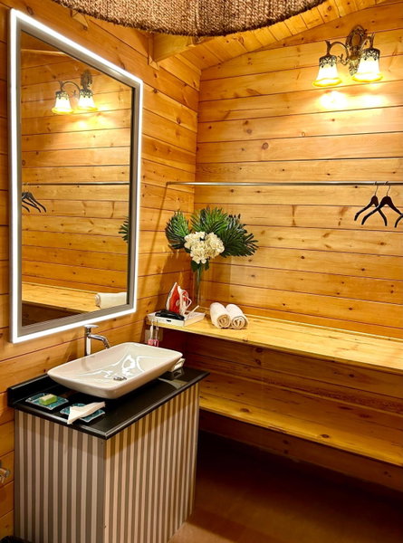 Bedrock Boutique Hostel, Baga, India