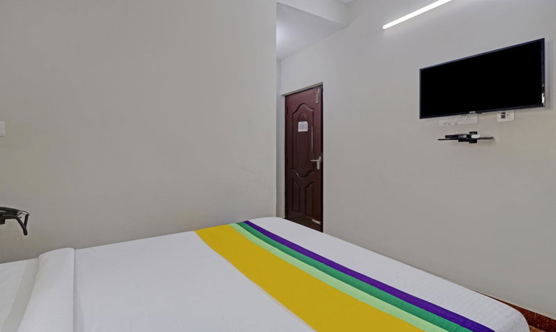 Itsy Hotels Rithika Inn Blossoms, Chennai, India