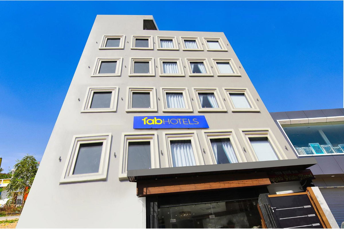Hotel · FabHotel Punjab Pride, Amritsar