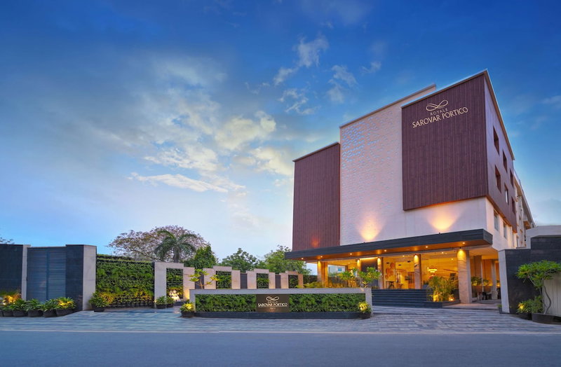 Royale Sarovar Portico Agra, Agra, India