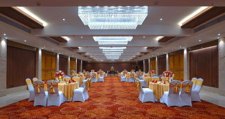 Royale Sarovar Portico Agra, Agra, India