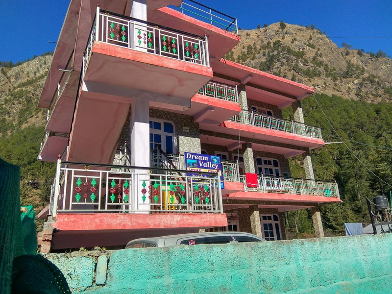 Hotel Dream Valley Kasol with Mountain View Near OLD Kasol & Mall Road, Kasol, India