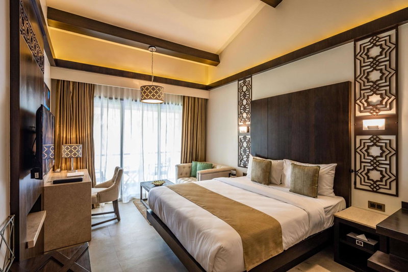 Silver Waves Resort & Spa - Daman, Daman, India