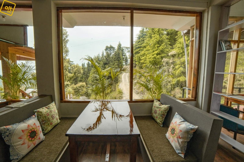 Alt Life Stays - Dharamkot Mcleodganj, McLeod Ganj, India